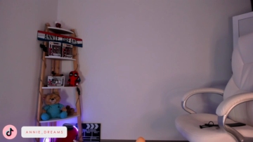 Annie_Dreams 05-11-2021 Naked 